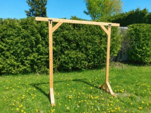 Alternative view of Wedding Arch - Single, Natural Cedar